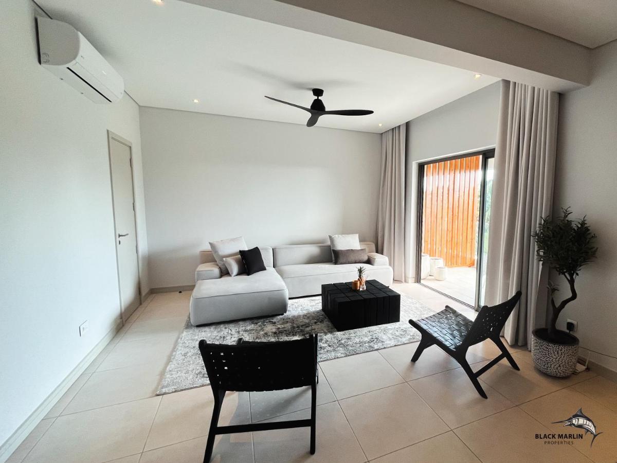 Black Marlin Apartments Перейбер Экстерьер фото